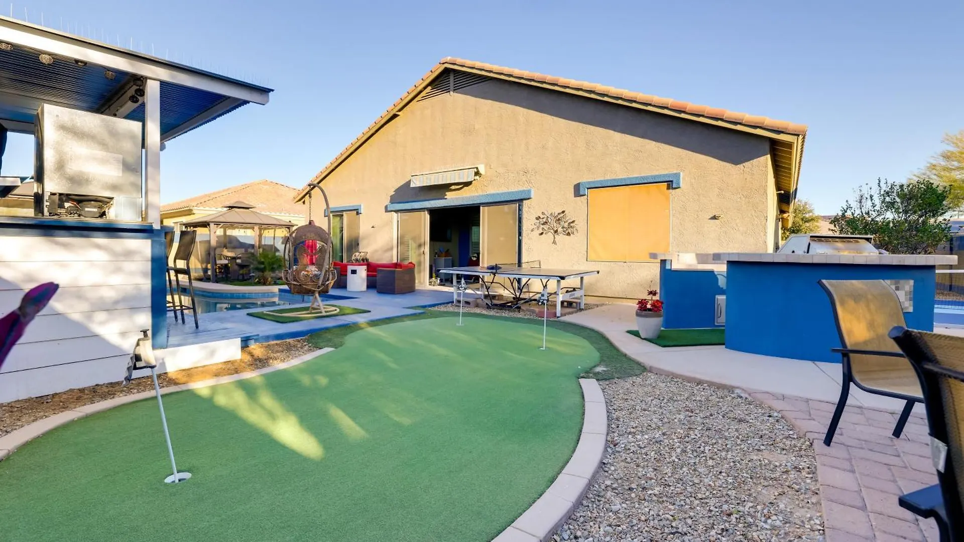 Putting Green And Hot Tub Goodyear Retreat! 0*,  Verenigde Staten